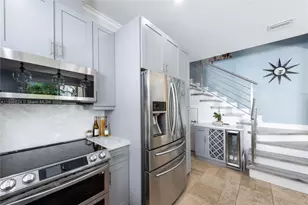3056 New York St, Miami, FL 33133 - Photo 6