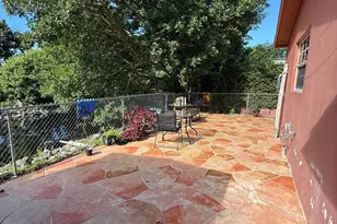 6922 SW 18th Ct, North Lauderdale, FL 33068 - Photo 4