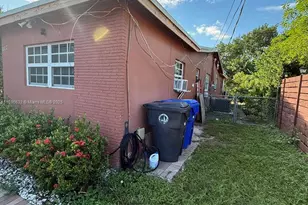 6922 SW 18th Ct, North Lauderdale, FL 33068 - Photo 8