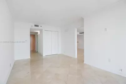 7601 E Treasure Dr #1219, North Bay Village, FL 33141 - Photo 8