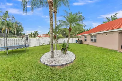 362 Bridgeton Rd, Weston, FL 33326 - Photo 40