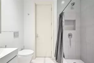 17475 Collins Ave, Sunny Isles Beach, FL 33160 - Photo 22