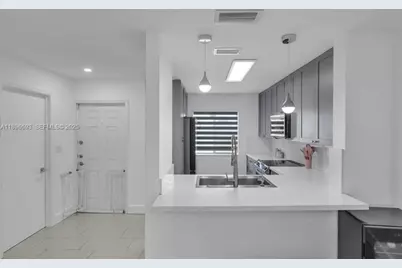 13906 SW 173rd Ter #13906, Miami, FL 33177 - Photo 2