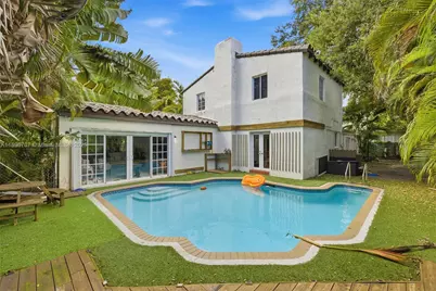 401 SW 28th Rd, Miami, FL 33129 - Photo 1