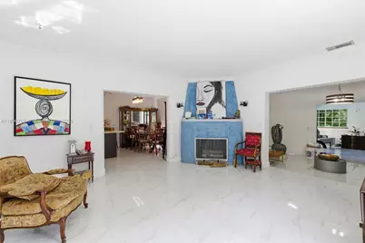 401 SW 28th Rd, Miami, FL 33129 - Photo 10