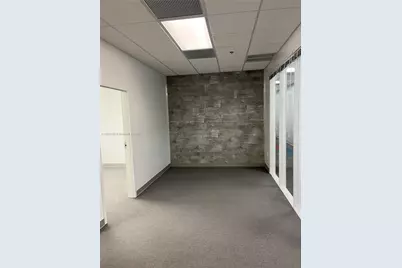 18191 NW 68th Ave, Miami, FL 33015 - Photo 4