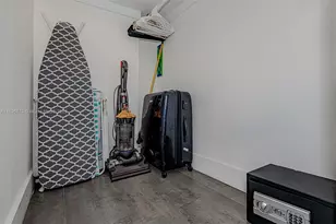 2301 Collins Ave, Miami Beach, FL 33139 - Photo 24