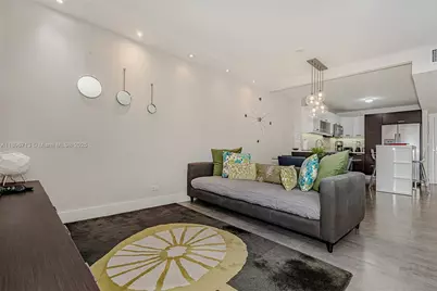 2301 Collins Ave #723, Miami Beach, FL 33139 - Photo 10