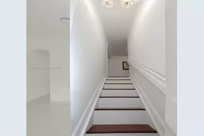 5755 NW 115th Ct #110, Doral, FL 33178 - Photo 16