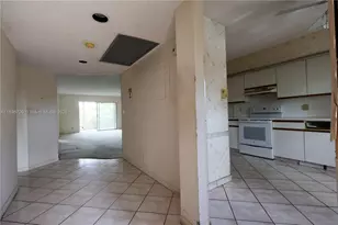 1705 Andros Isle, Coconut Creek, FL 33066 - Photo 2