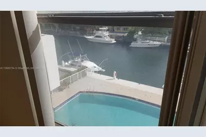 2020 NE 135th St #406, North Miami, FL 33181 - Photo 6