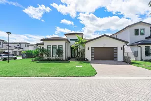 3502 N Ashwood Cir N, Hollywood, FL 33312 - Photo 2