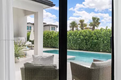 3502 N Ashwood Cir N, Hollywood, FL 33312 - Photo 36