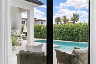 3502 N Ashwood Cir N, Hollywood, FL 33312 - Photo 36