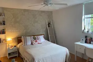 210 Sea View Dr, Key Biscayne, FL 33149 - Photo 20