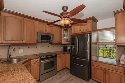 4800 Hillcrest Ln #501, Hollywood, FL 33021 - Photo 4
