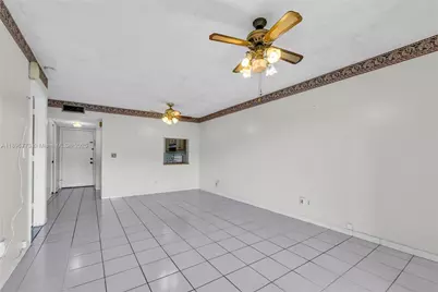 17000 NW 67th Ave #230, Hialeah, FL 33015 - Photo 10