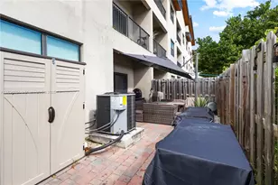 7805 NW 104th Ave, Doral, FL 33178 - Photo 18