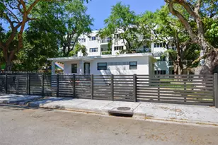 655 NE 62nd St, Miami, FL 33138 - Photo 2