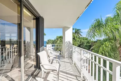 4000 Towerside Ter #402, Miami, FL 33138 - Photo 34