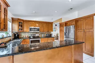 1181 NW 173rd Ave, Pembroke Pines, FL 33029 - Photo 6