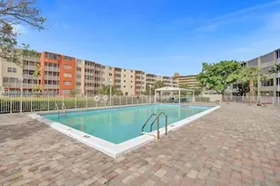 1710 NE 191st St, Miami, FL 33179 - Photo 16