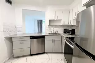 1710 NE 191st St, Miami, FL 33179 - Photo 2