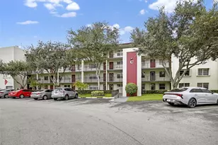 750 SW 133rd Terrace, Pembroke Pines, FL 33027 - Photo 1