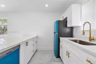 2926 NW 58th St, Miami, FL 33142 - Photo 18