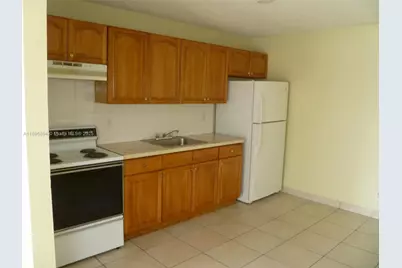 2117 Liberty St #front, Hollywood, FL 33020 - Photo 4