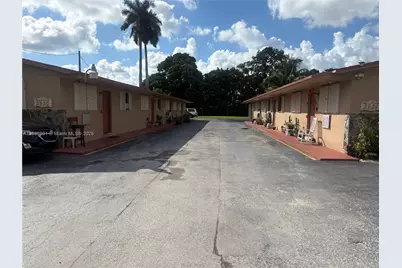 2924 NW 132nd Ter, Opa-Locka, FL 33054 - Photo 2