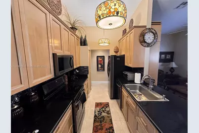 705 SE 3rd Ln #0, Dania Beach, FL 33004 - Photo 4