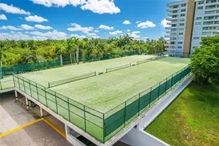 155 Ocean Ln Dr, Key Biscayne, FL 33149 - Photo 20