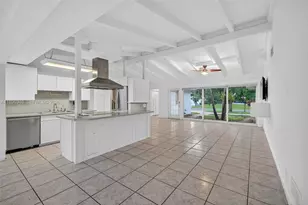 2524 Marathon Ln, Fort Lauderdale, FL 33312 - Photo 6