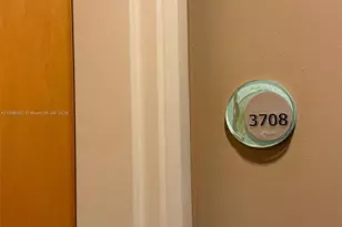 244 Biscayne Blvd, Miami, FL 33132 - Photo 4