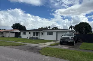 8750 SW 42nd Terrace, Miami, FL 33165 - Photo 2