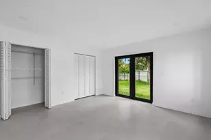 841 SE 11th Pl, Hialeah, FL 33010 - Photo 20