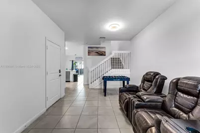 2659 SE 11th St, Homestead, FL 33035 - Photo 6