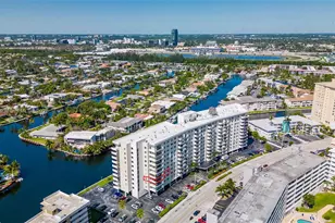 401 Golden Isles Dr, Hallandale Beach, FL 33009 - Photo 36