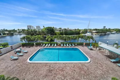 401 Golden Isles Dr #304, Hallandale Beach, FL 33009 - Photo 26