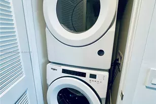 159 NE 6th St, Miami, FL 33132 - Photo 4