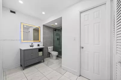 401 Golden Isles Dr #304, Hallandale Beach, FL 33009 - Photo 12