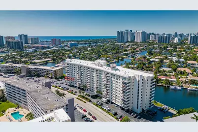 401 Golden Isles Dr #304, Hallandale Beach, FL 33009 - Photo 40