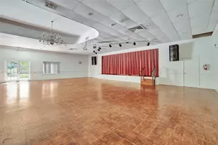 3800 S Ocean Dr, Hollywood, FL 33019 - Photo 34