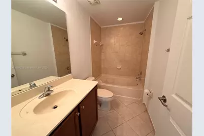 11605 NW 89th St #110, Doral, FL 33178 - Photo 28