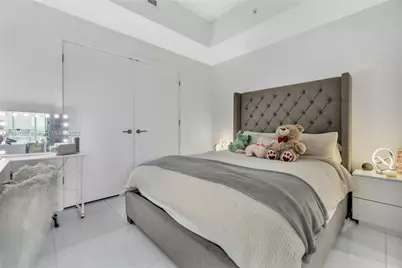 851 NE 1st Ave #806, Miami, FL 33132 - Photo 22
