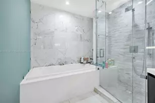 851 NE 1st Ave, Miami, FL 33132 - Photo 18