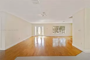 8881 NW 189th Terrace, Hialeah, FL 33018 - Photo 14