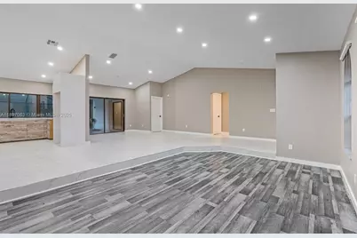 4490 SW 105th Ave, Davie, FL 33328 - Photo 10