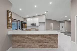 4490 SW 105 Ave, Davie, FL 33328 - Photo 16